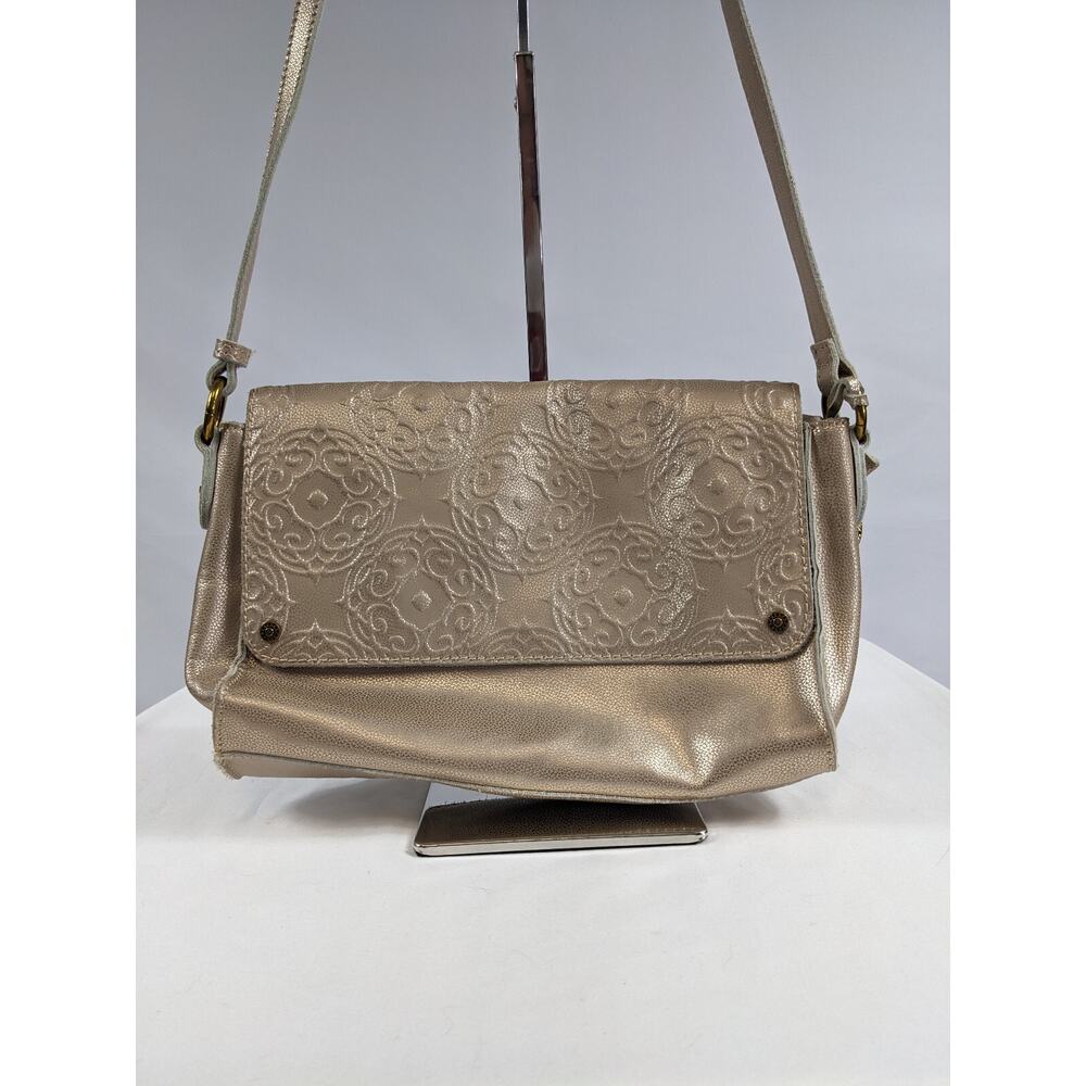 The Sak Ojai Crossbody Bag Gold Leather Embossed Flap Purse Handbag Pockets